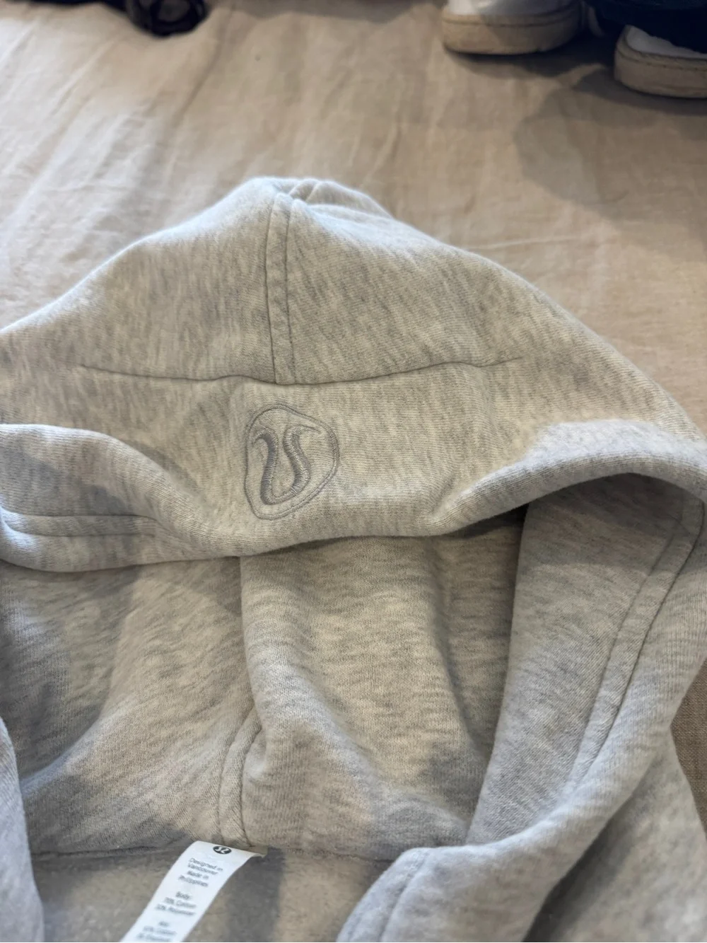 Women's LuluLemon Light Gray Half-Zip Hooded Sweater